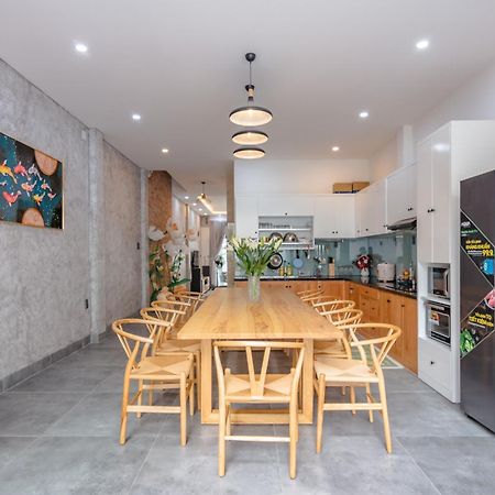 Villa 16 Nh - Di Bo Ra Bien Thuy Van 200 Met - Free Bida - Phong Karaoke - Xong Hoi 头顿 外观 照片