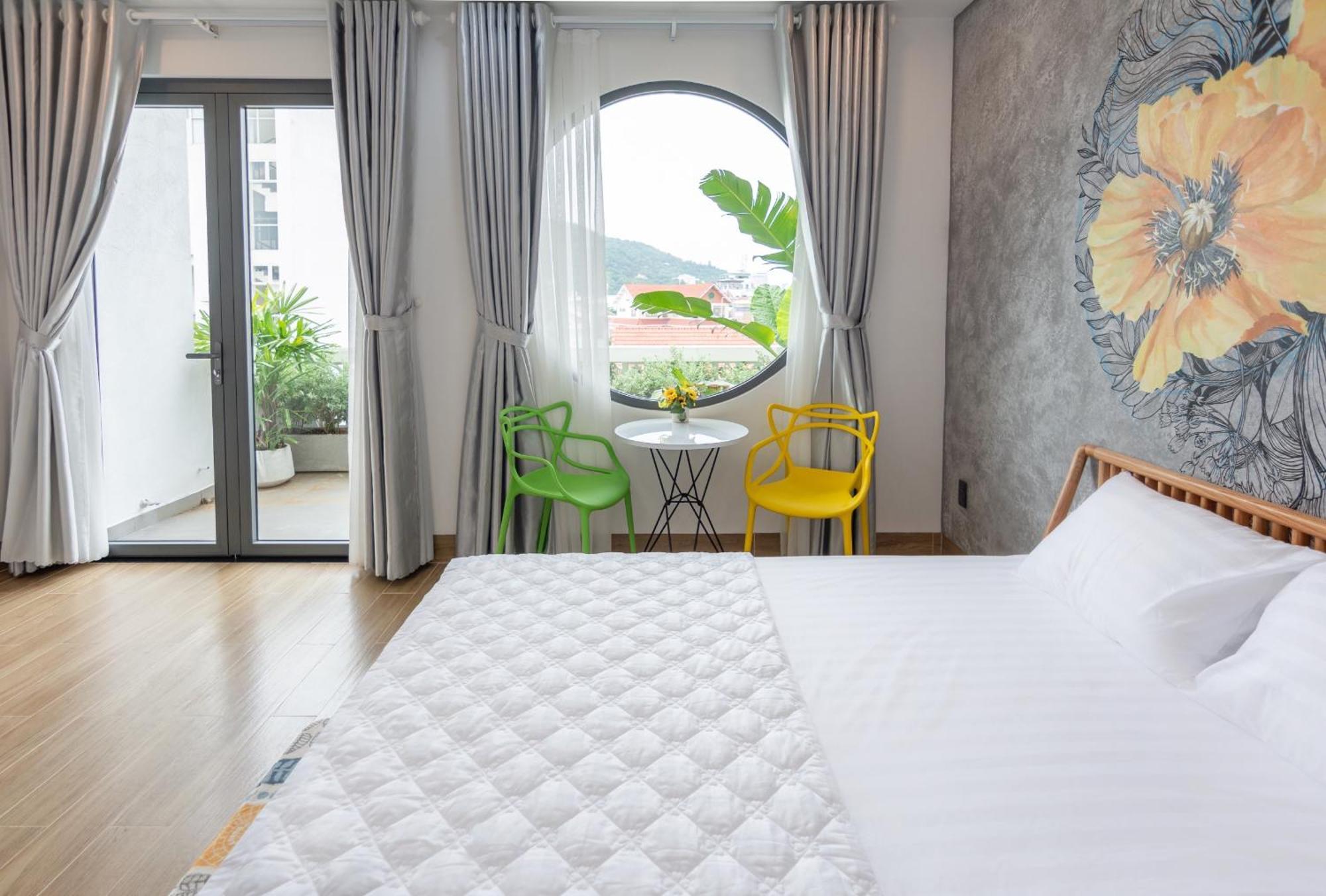 Villa 16 Nh - Di Bo Ra Bien Thuy Van 200 Met - Free Bida - Phong Karaoke - Xong Hoi 头顿 外观 照片