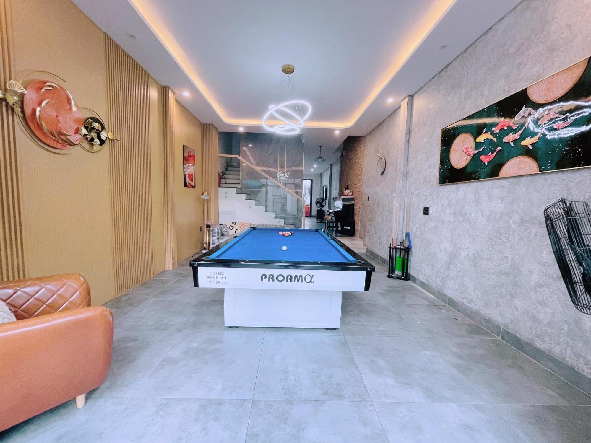 Villa 16 Nh - Di Bo Ra Bien Thuy Van 200 Met - Free Bida - Phong Karaoke - Xong Hoi 头顿 外观 照片